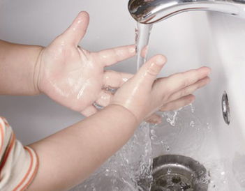 Эксперты научат вас, как правильно мыть руки
